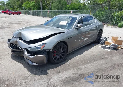 2019 Maserati Ghibli S Q4 Gransport z USA, uszkodzony, nr VIN ZAM57YTS0K1340156